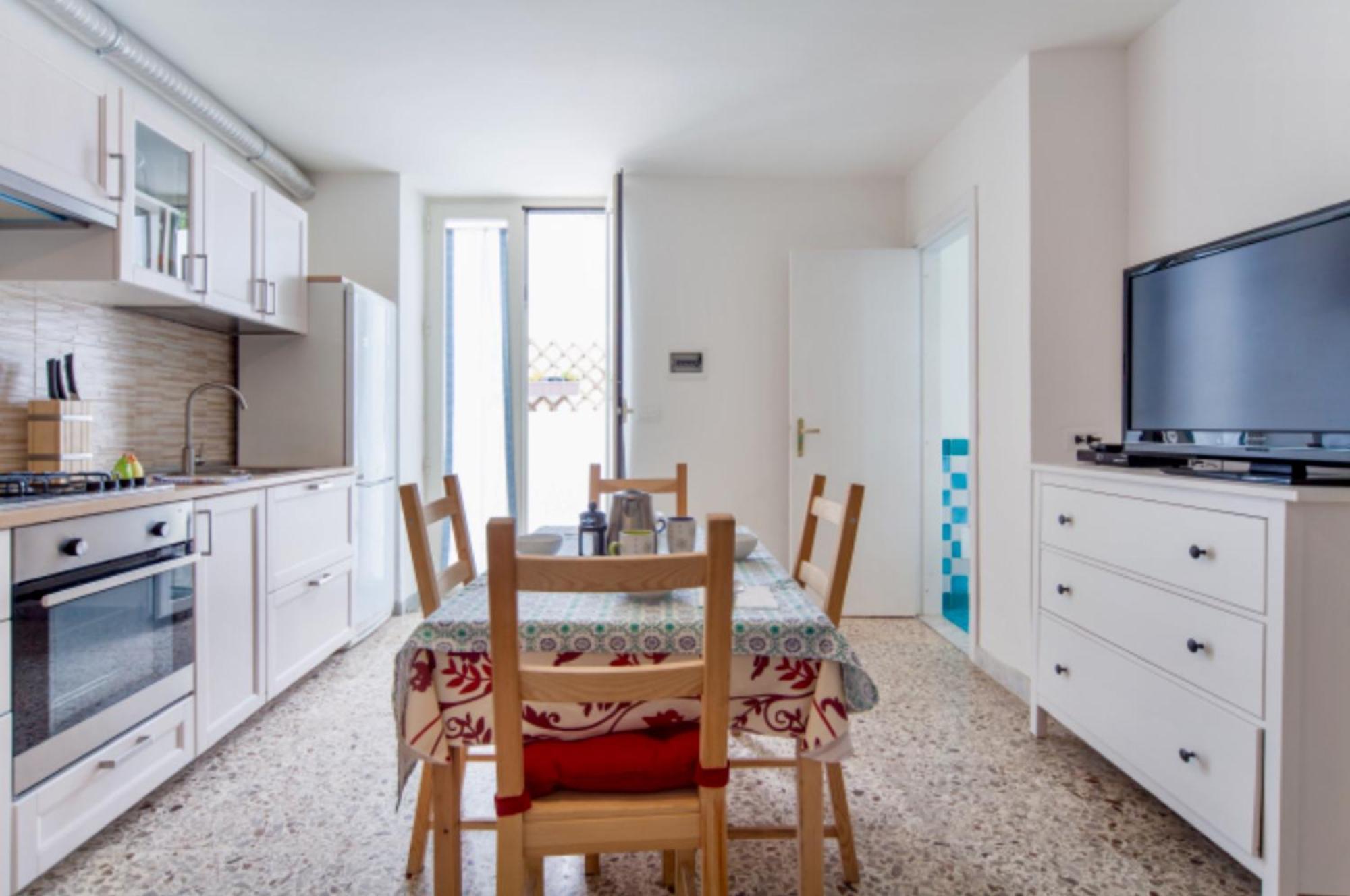 Villa Vincenzo Di Meglio Barano dʼIschia Habitación foto